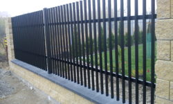 Ogrodzenie posesyjne – pustaki GORC Joniec + segmenty CLASSIC Wiśniowski