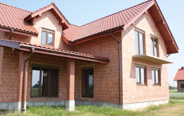 Okna PCV – dom w stanie surowym w Trzcianie